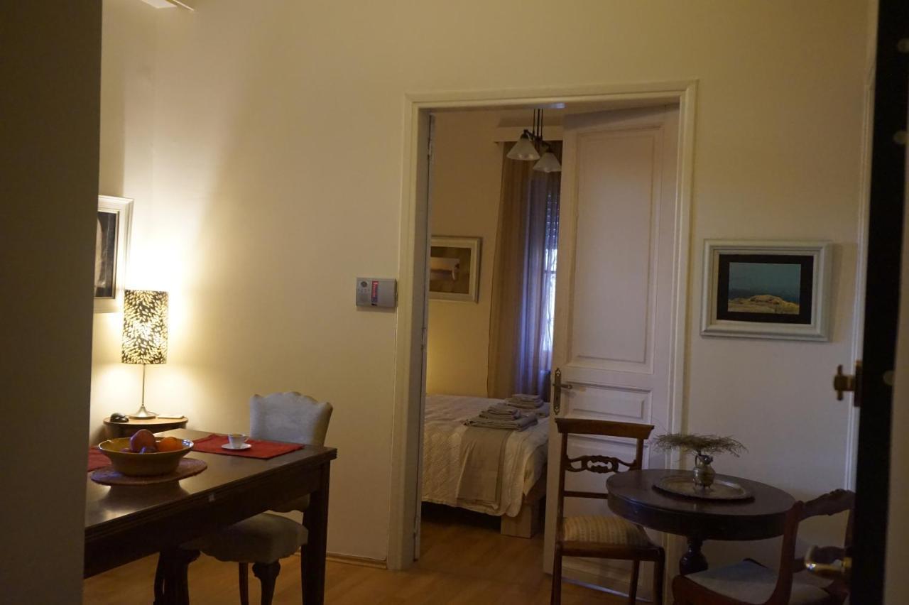 Independent Entrance Apt - 130M2 - Garden - Private Parking Athens Exterior photo